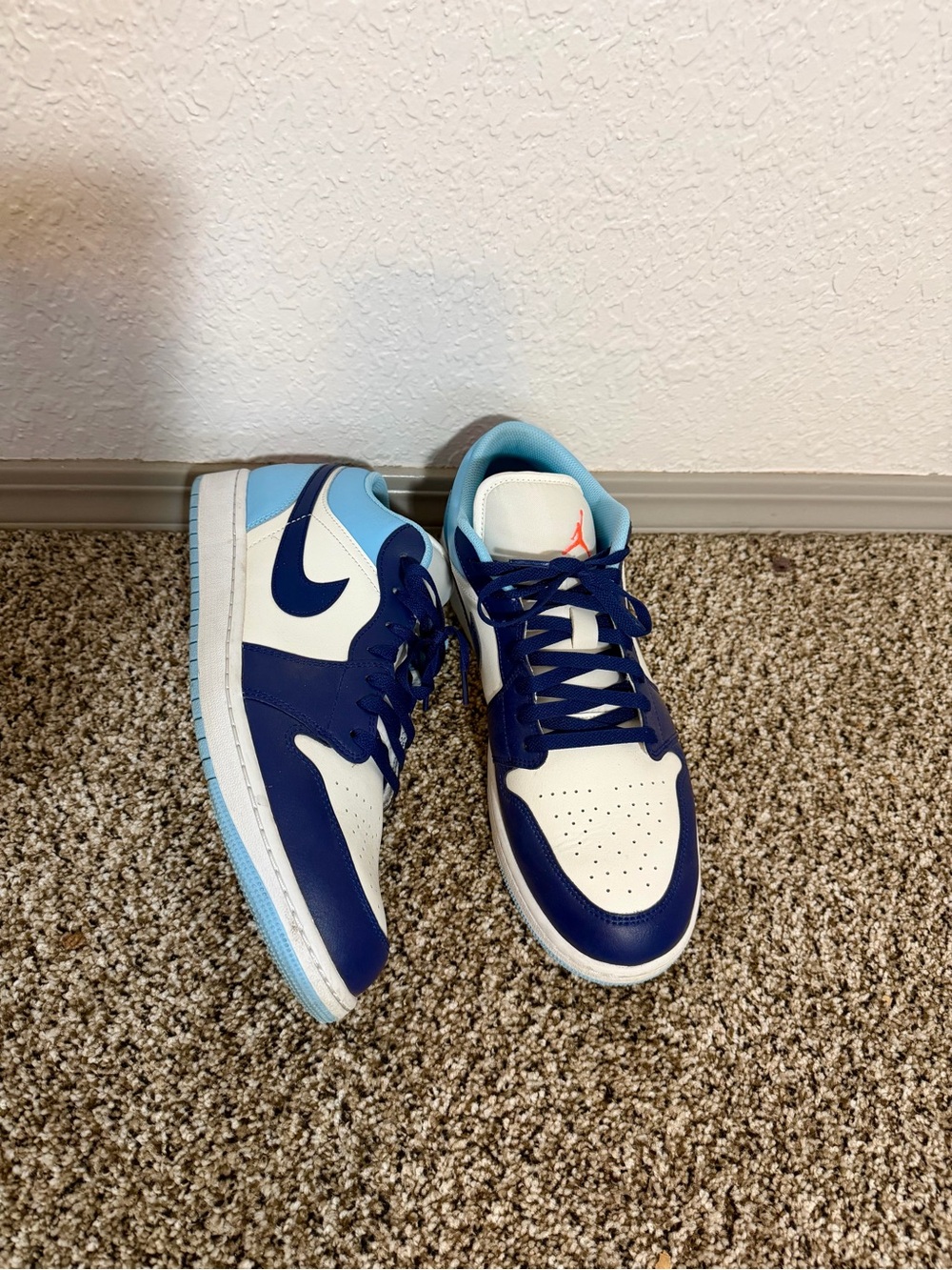 Men’s Navy Blue, Light Blue & White Low-Top Sneakers